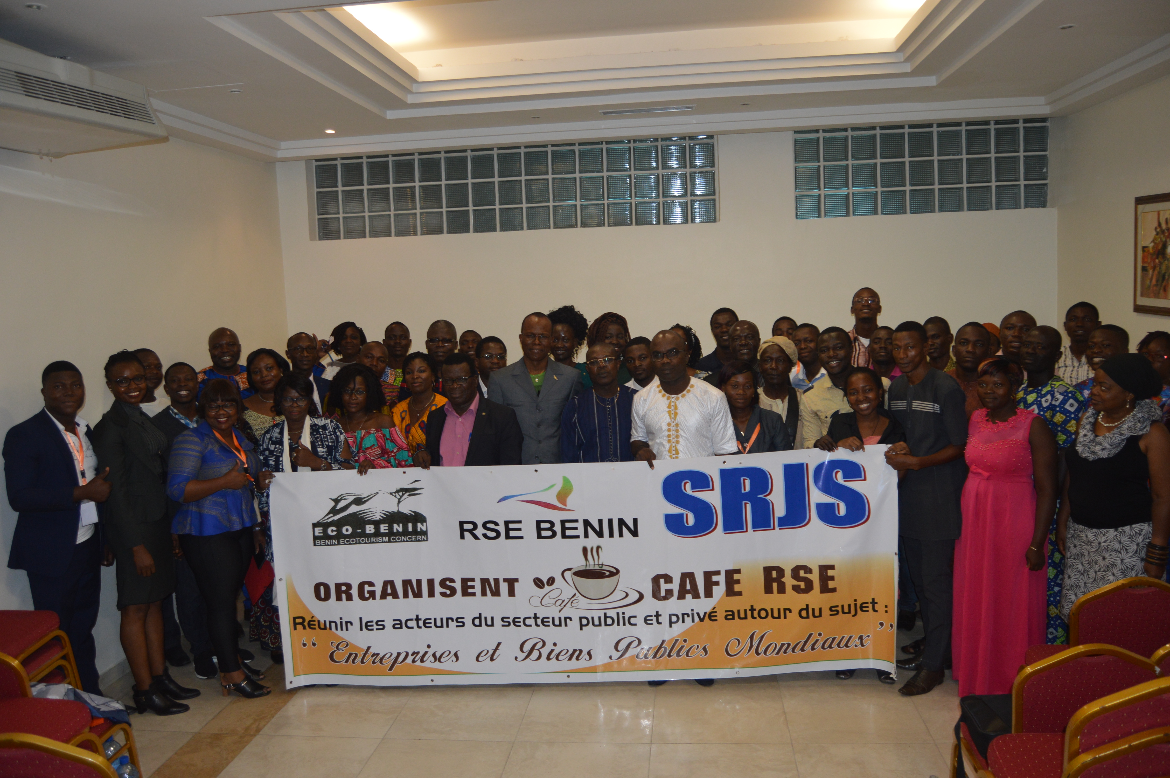Lire la suite à propos de l’article Initiative Café RSE au Bénin: ONGs, Entreprises et l’Etat autour d’une même table pour un dialogue