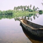Pirogue sur la lagune de Grand-Popo paysages_et_visages_du_benin_5_4_.jpg