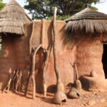 "Tata", habitat traditionnel dans l'Atacora tata_somba_au_benin-2.jpg