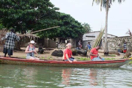 Circuit "La Bouche du Roy", une ballade en pirogue sur la lagune